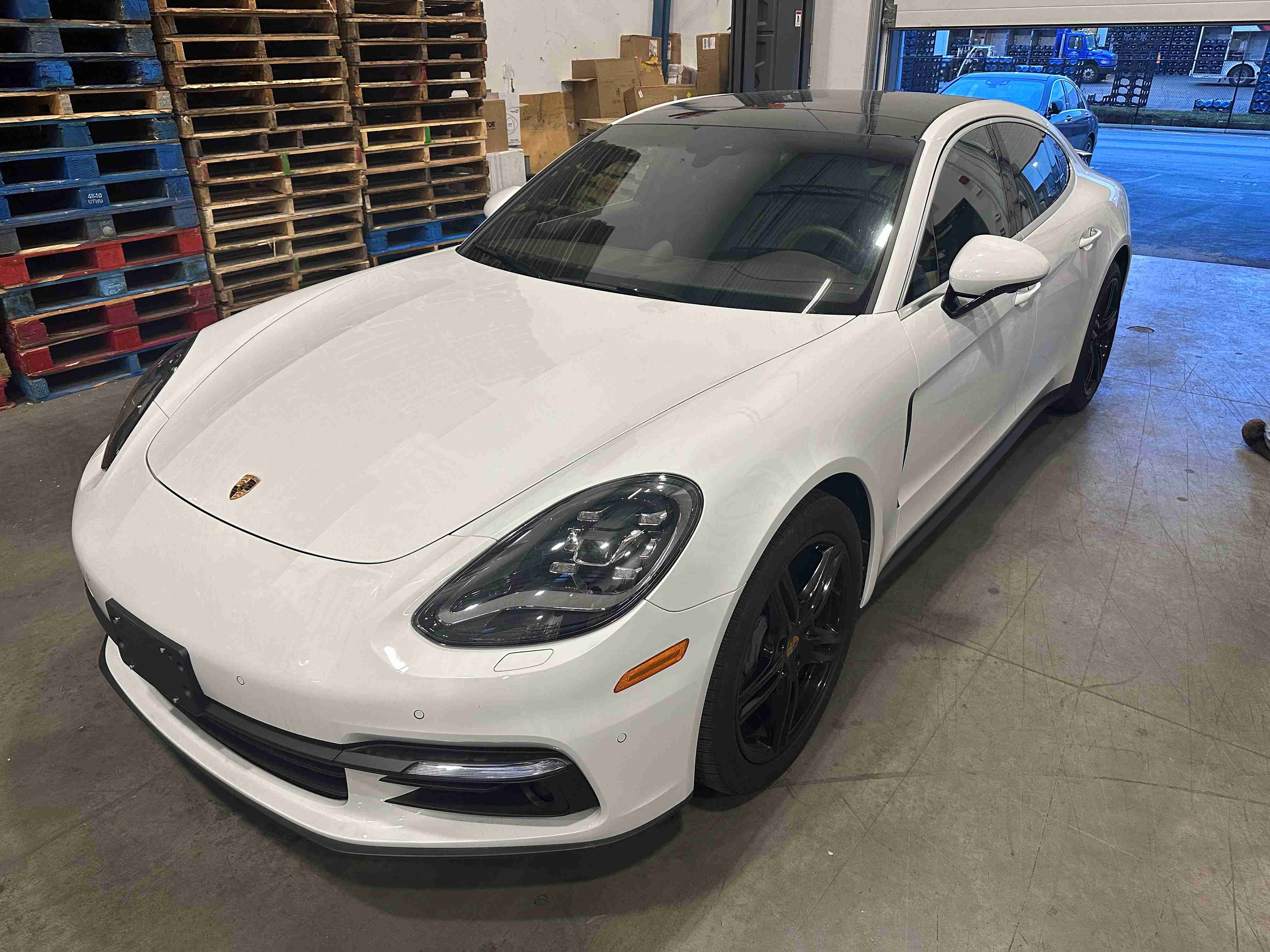 2017 PORSCHE PANAMERA 4S